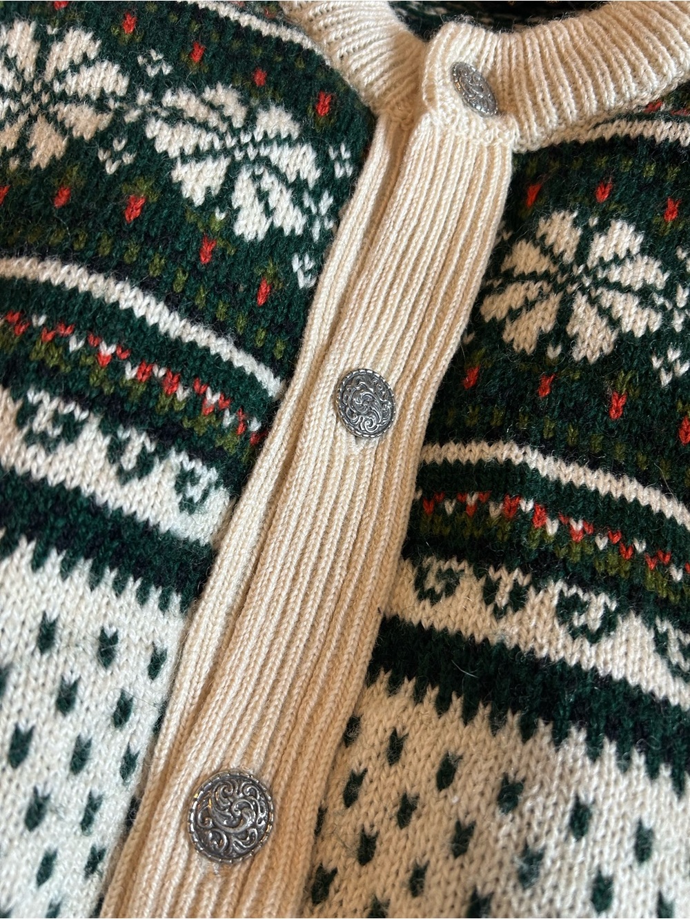 Norlender women’s Norwegian Pure New Wool Patterned cardigan, EUC, Medium